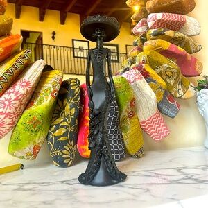 Dia De Los Muertos Catrina Catalina in Black 15T x 4.5 hat wide